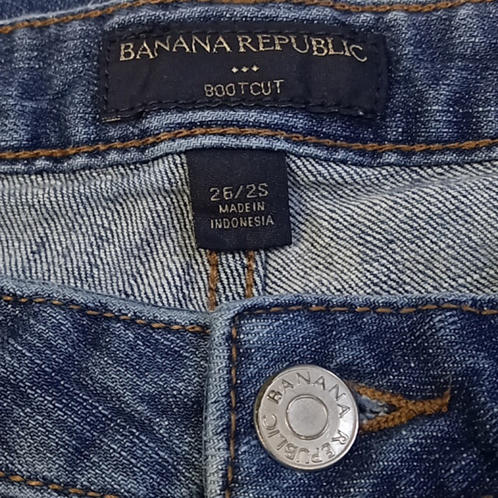 Banana Republic Low-Rise Bootcut Blue Jeans Size 26/2S - Picture 15 of 16